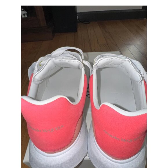 Alexander McQueen white tennis shoes - Picture 8 of 8